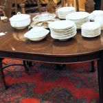 183 3507 DINING TABLE